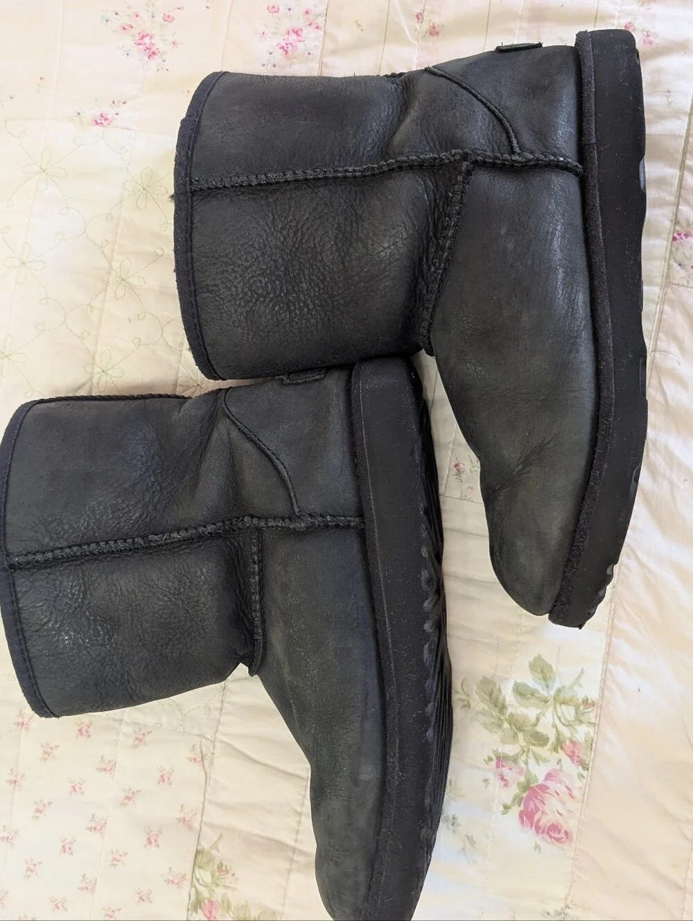 UGG gently used